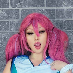 17m Slim Beauty Vanna Bardot is a Bonafide Sex Machine. . Striderscribe porn